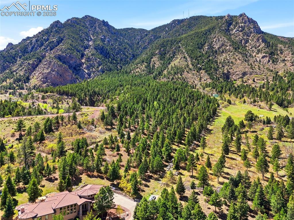 390 Irvington Ct., Colorado Springs, CO 80906