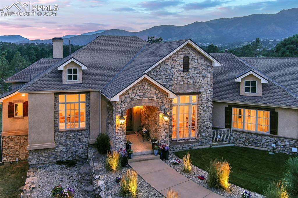 8265 Westwood Rd., Colorado Springs, CO 80919