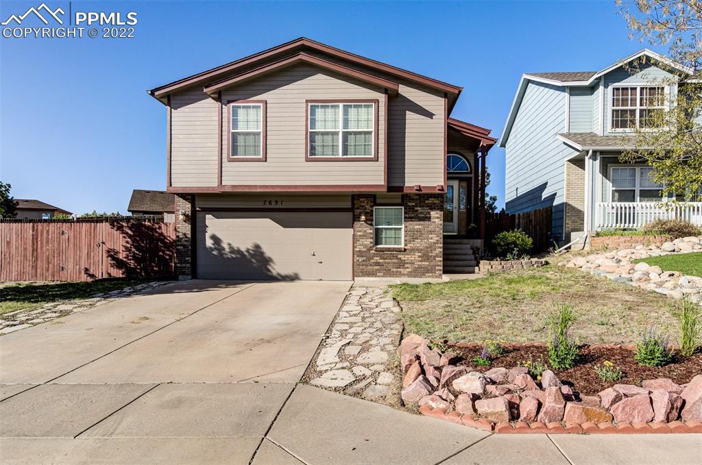 7691 Scarborough Dr., Colorado Springs, CO 80920