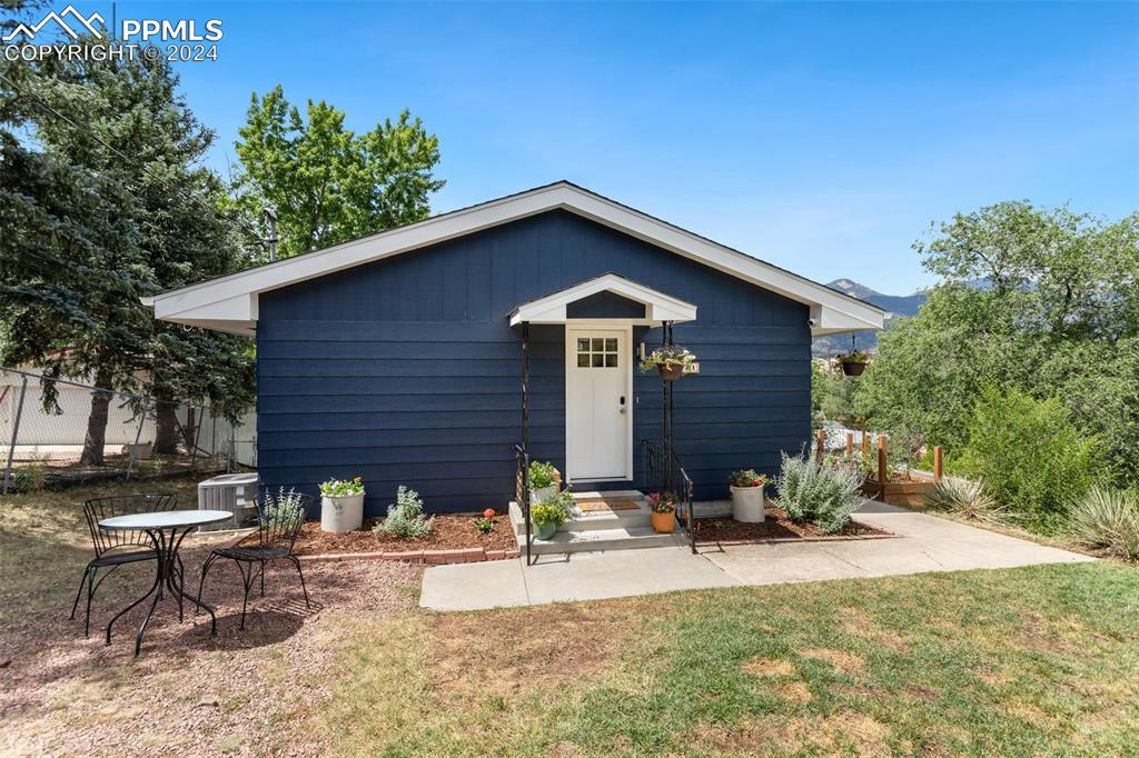 2721 W Platte Ave., Colorado Springs, CO 80904