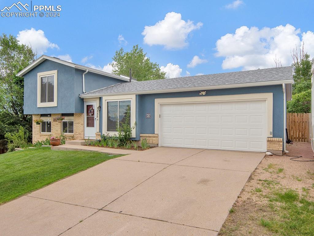 2555 Deliverance Dr., Colorado Springs, CO 80918