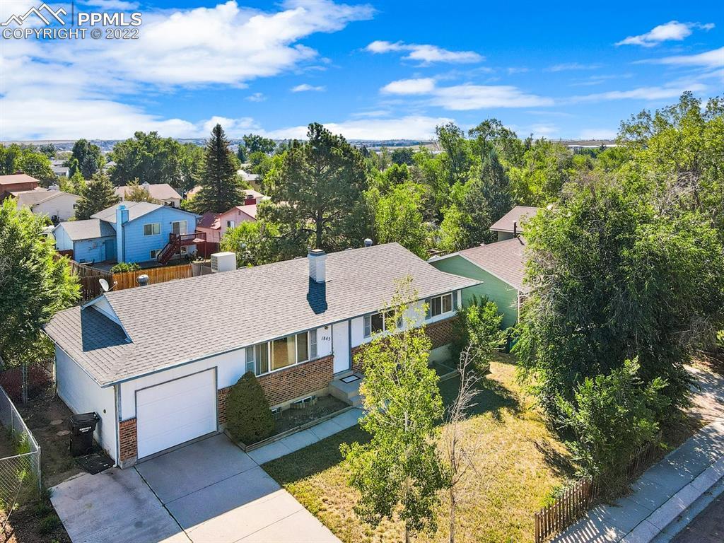 1845 Winnebago Rd., Colorado Springs, CO 80915