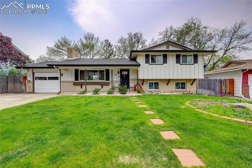 930 Potter Dr., Colorado Springs, CO 80909