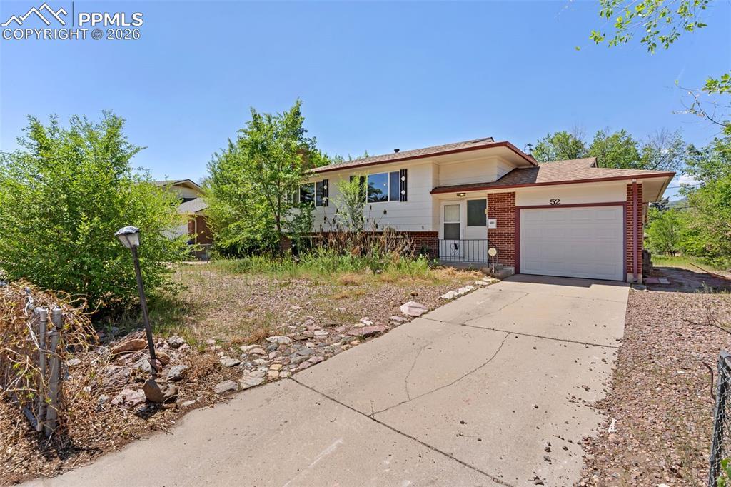 52 Willis Dr., Colorado Springs, CO 80911