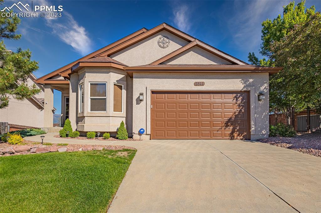 6844 Granite Peak Dr., Colorado Springs, CO 80923