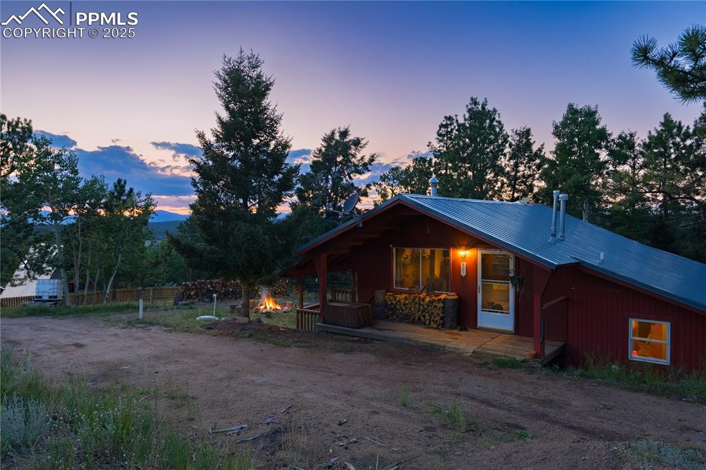 425 Maid Marian Dr., Divide, CO 80814