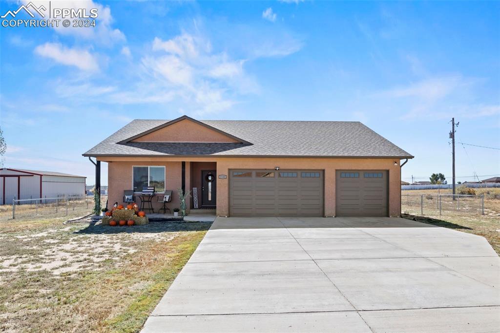 1140 E Dove Creek Dr., Pueblo, CO 81007