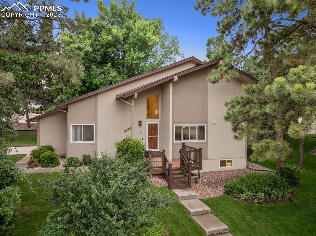 1725 Applewood Ridge Ct., Colorado Springs, CO 80918