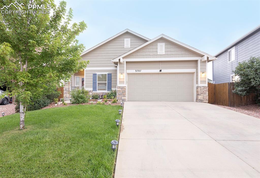 3707 Reindeer Cir., Colorado Springs, CO 80922