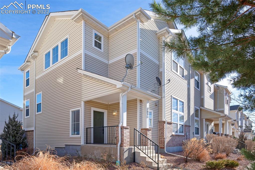 2651 Stonecrop Ridge Grove, Colorado Springs, CO 80910