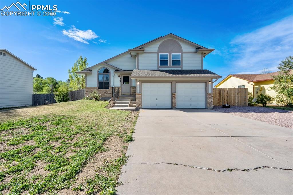 955 Crosstrail Dr., Colorado Springs, CO 80906