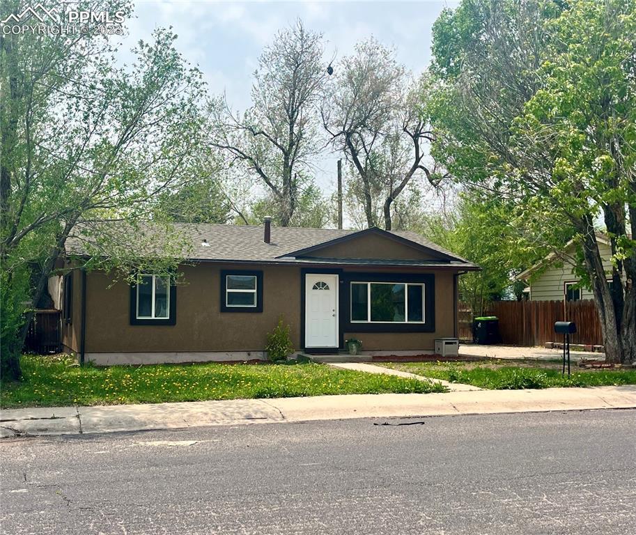 1051 Montrose Ave., Colorado Springs, CO 80905