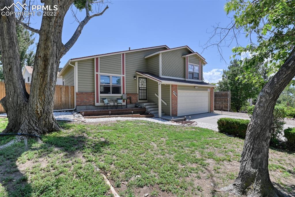 4590 W Old Farm Cir., Colorado Springs, CO 80917