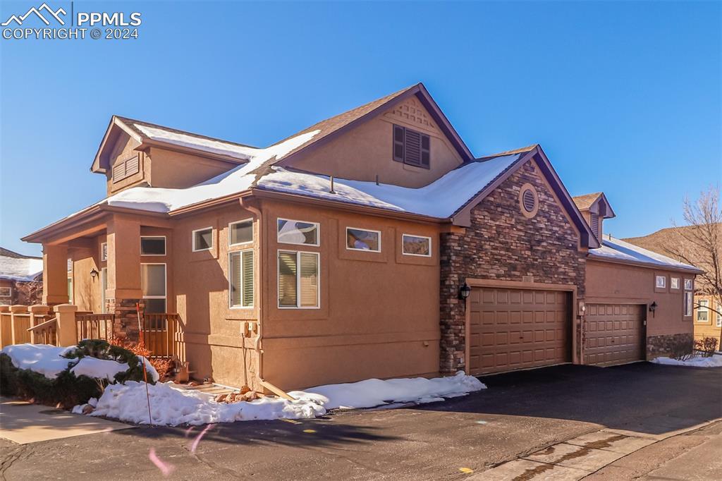 2011 London Carriage Grove, Colorado Springs, CO 80920