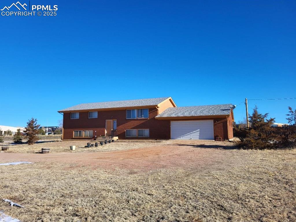 1215 Old Ranch Rd., Colorado Springs, CO 80921