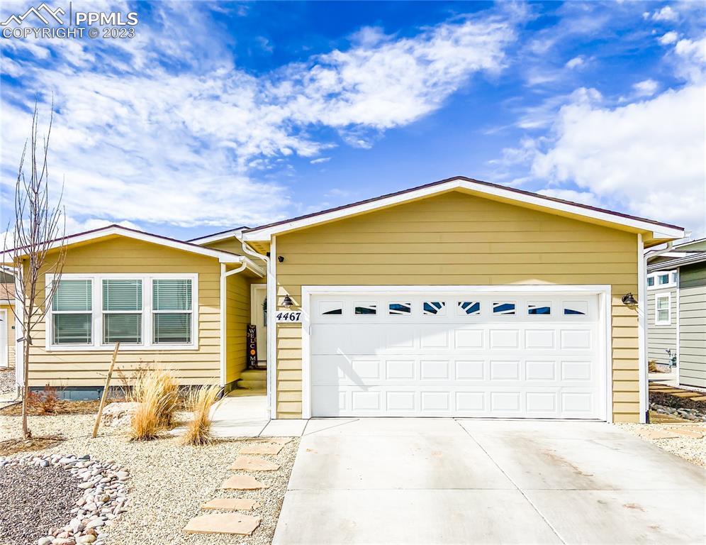 4467 Kingfisher Point, Colorado Springs, CO 80922