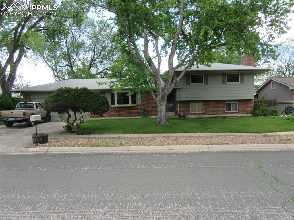 645 Pioneer Ln., Colorado Springs, CO 80904