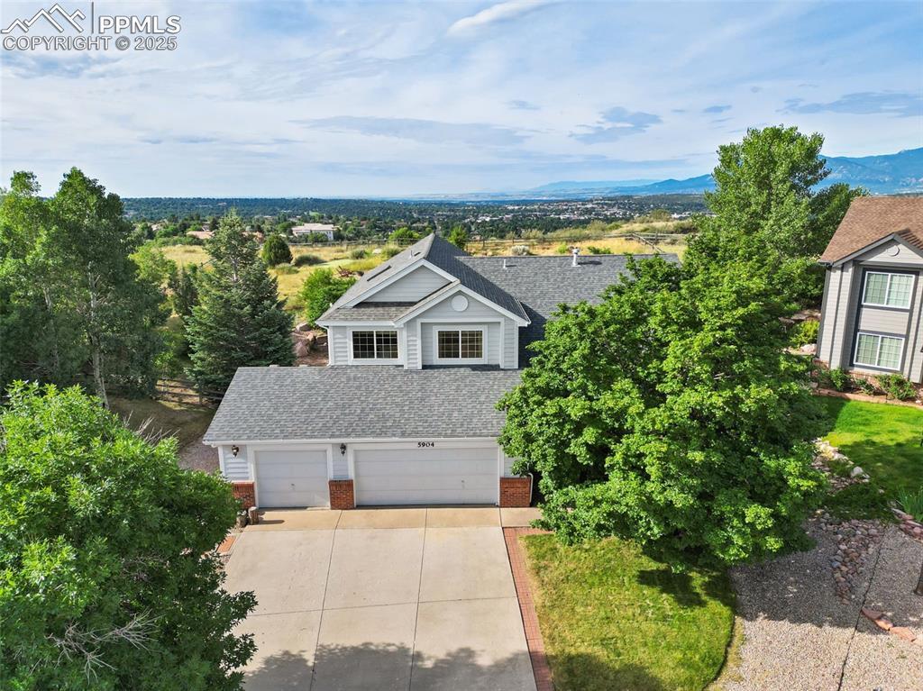 5904 Mapleton Dr., Colorado Springs, CO 80918