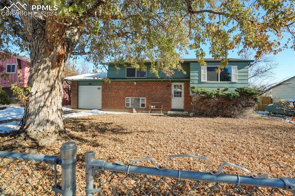 1615 Mineola St., Colorado Springs, CO 80915