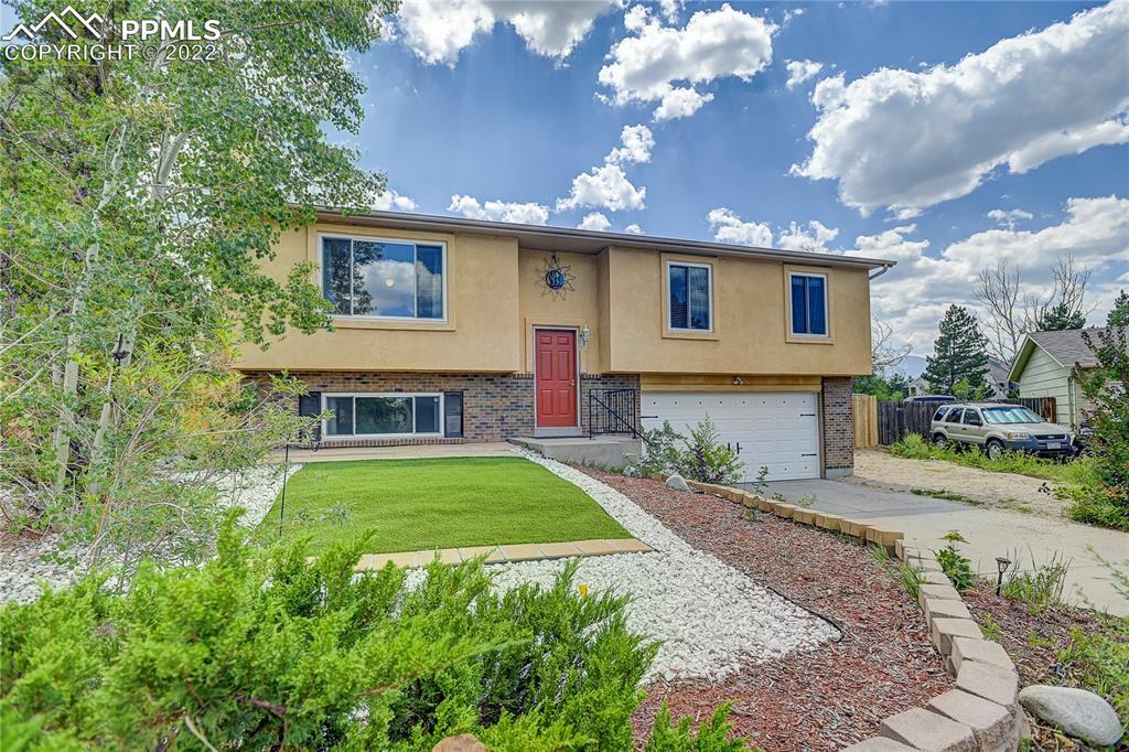 2999 Maverick Dr., Colorado Springs, CO 80918
