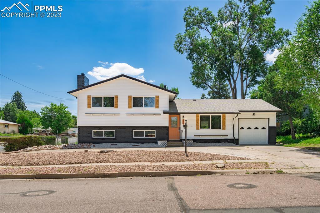 1303 Royale Dr., Colorado Springs, CO 80910