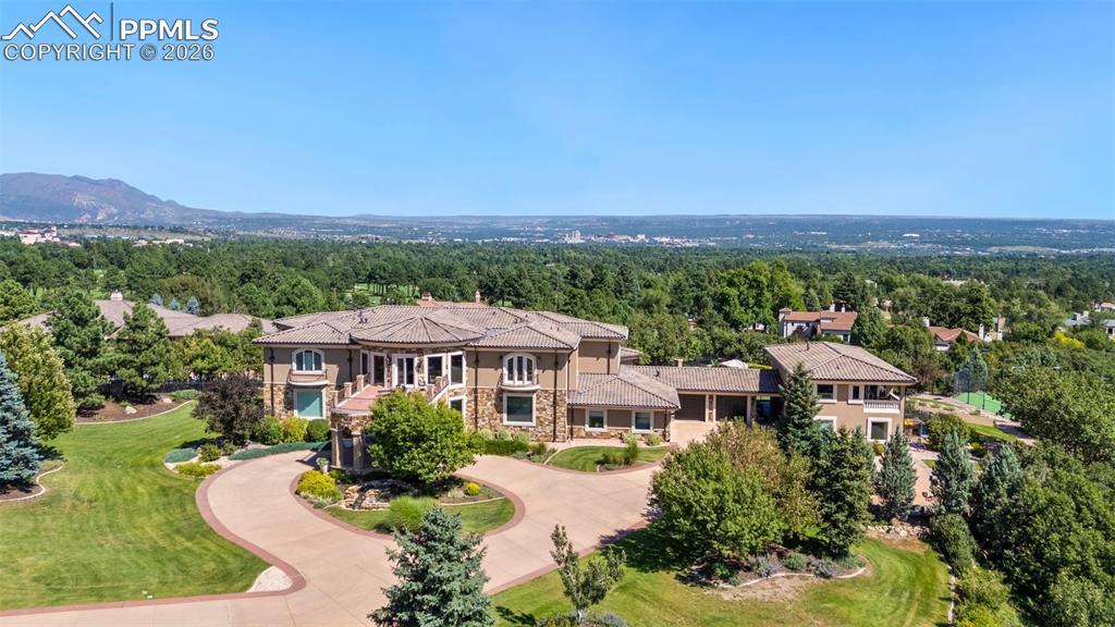 3870 S Club Dr., Colorado Springs, CO 80906