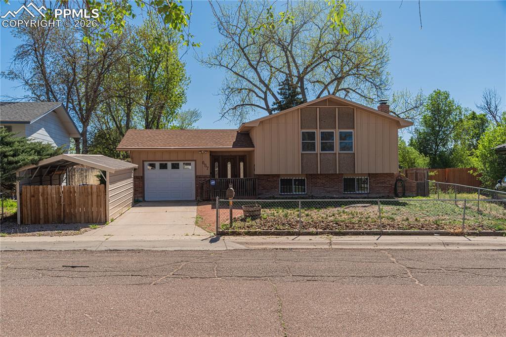 657 Dexter St., Colorado Springs, CO 80911