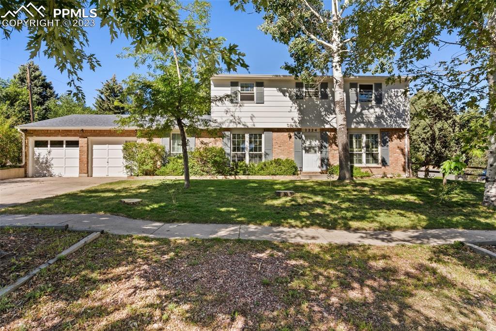 2224 Sussex Ln., Colorado Springs, CO 80909