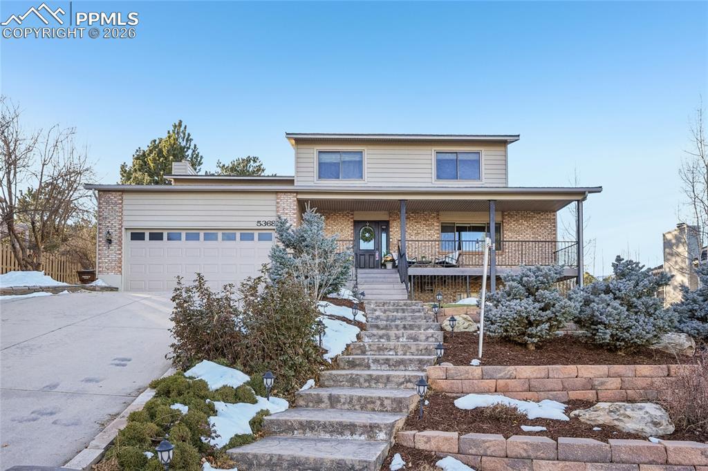 5368 W Cliff Point Cir., Colorado Springs, CO 80919
