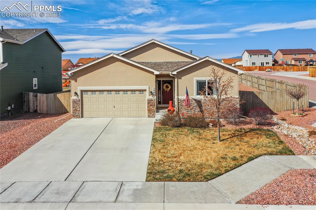 7406 Dutch Loop, Colorado Springs, CO 80925
