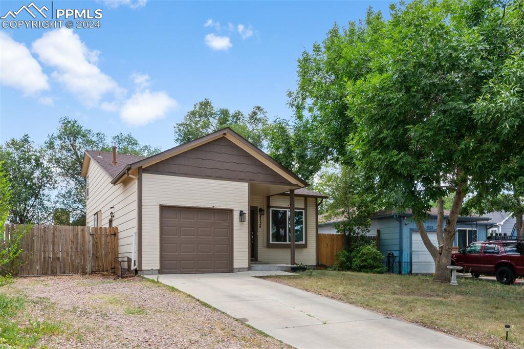 4535 Hollyridge Dr., Colorado Springs, CO 80916