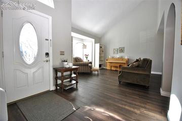 8910 Alpine Valley Dr., Colorado Springs, CO 80920