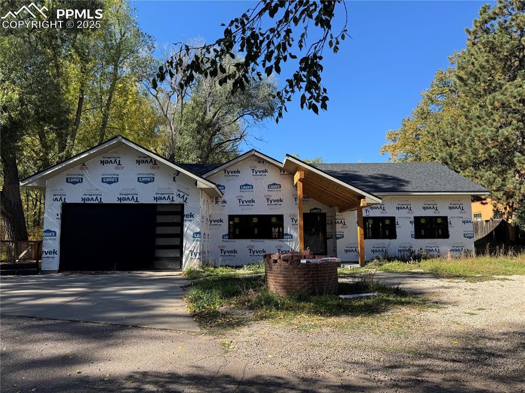 8 Thomas Ln., Colorado Springs, CO 80906