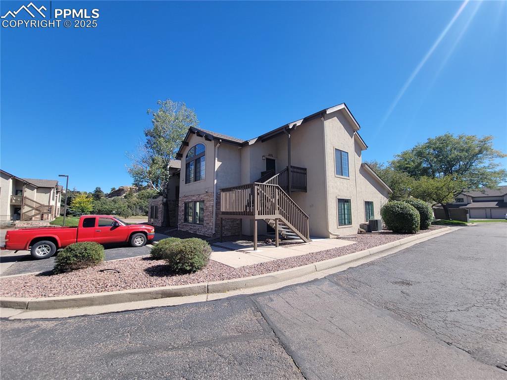 2117 Denton Grove #201, Colorado Springs, CO 80919
