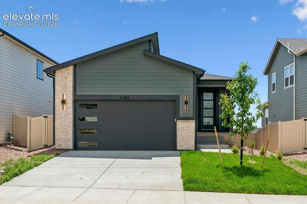 5385 Sidewinder Dr., Colorado Springs, CO 80925