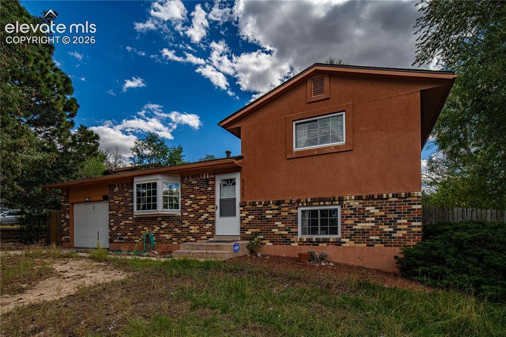 4255 Hedge Ln., Colorado Springs, CO 80917