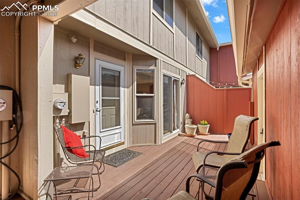 472 W Rockrimmon Blvd. #C, Colorado Springs, CO 80919