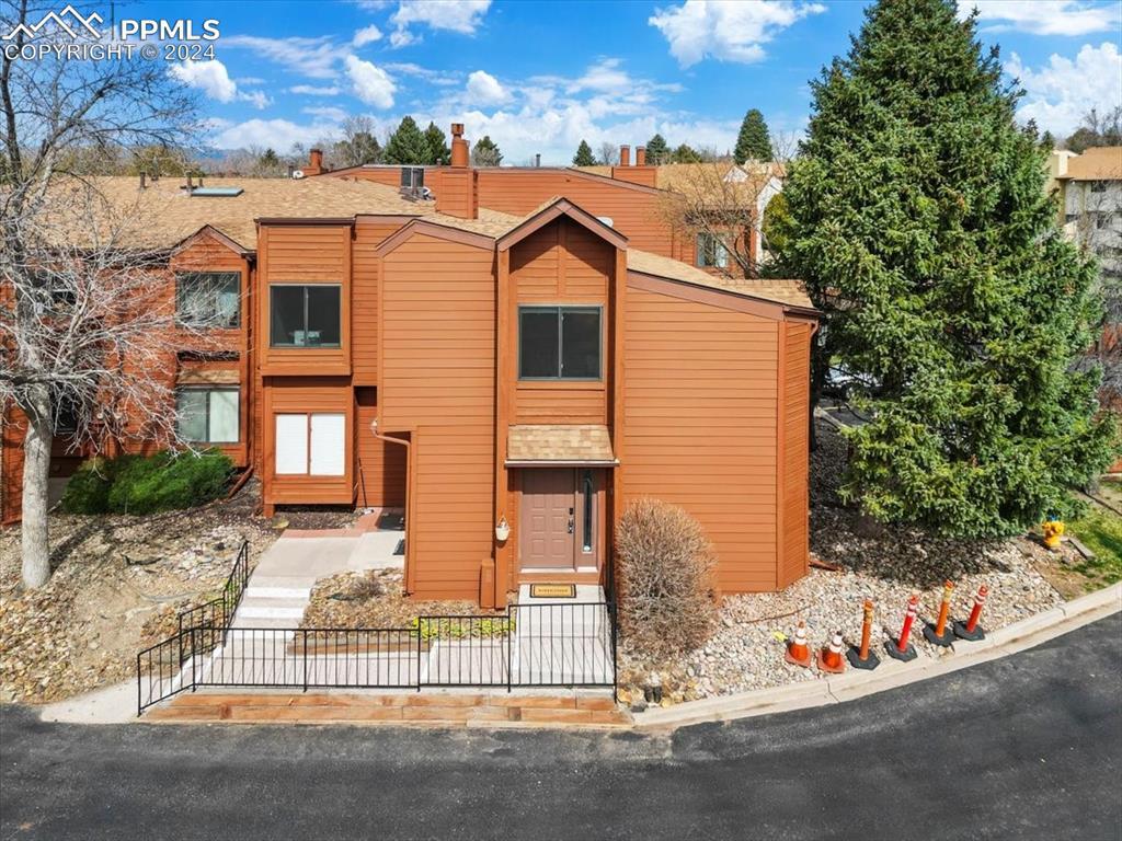5041 Sunsuite Tr., Colorado Springs, CO 80917