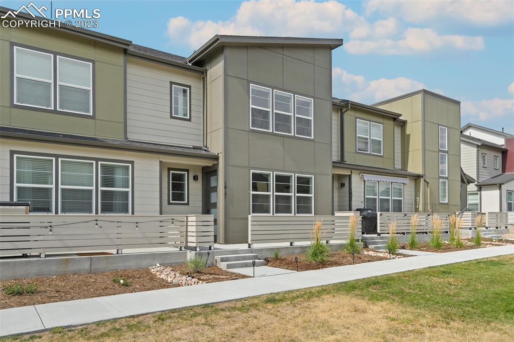 1617 Blue Sapphire View, Colorado Springs, CO 80908