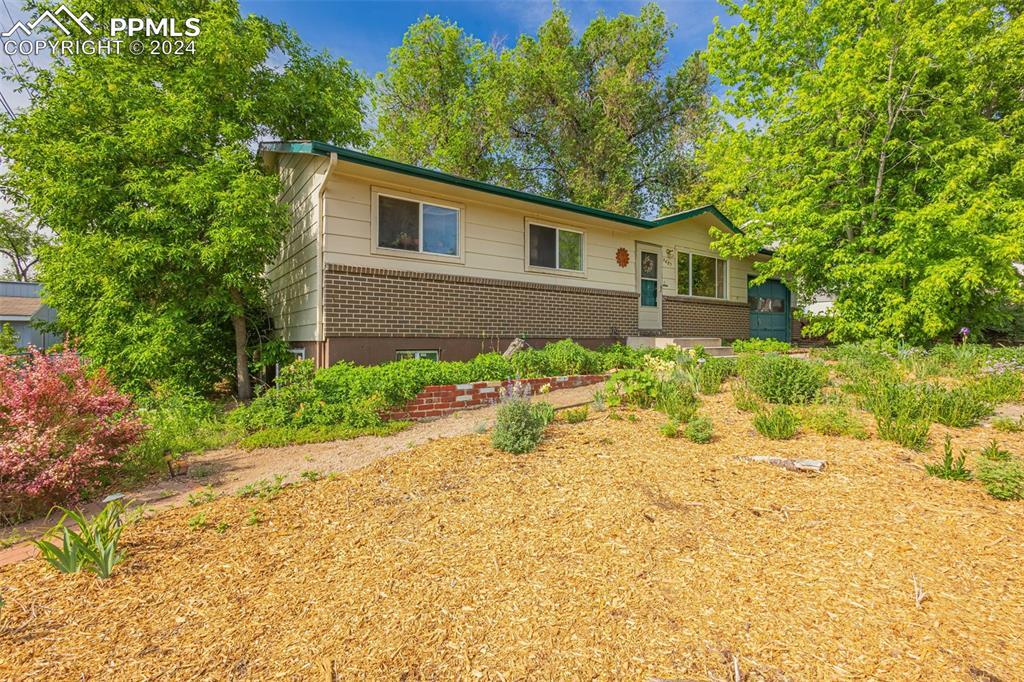 3627 Lehigh St., Colorado Springs, CO 80909