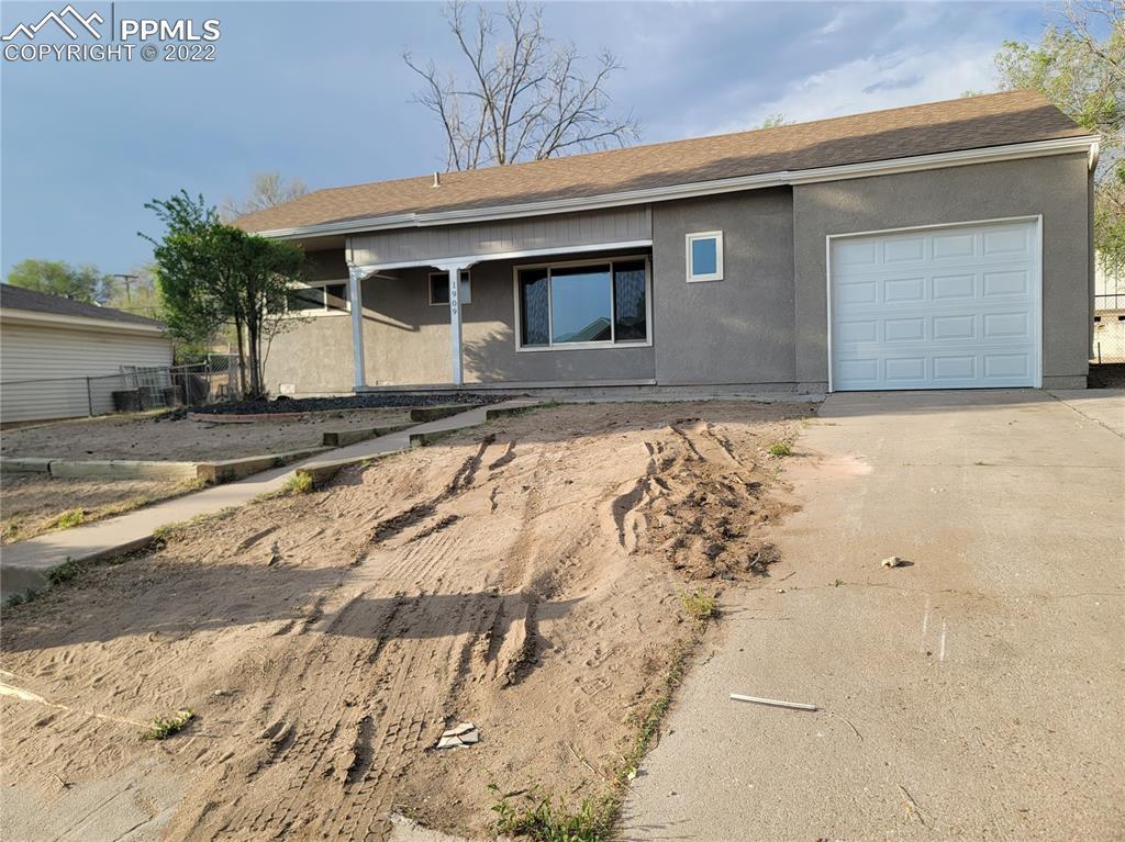 1909 Hallam Ave., Colorado Springs, CO 80911