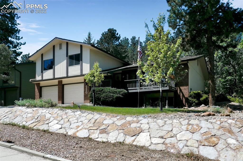 6220 Garlock Way, Colorado Springs, CO 80918