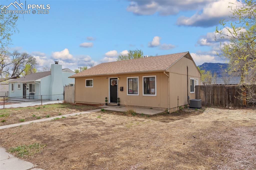 1502 E Cheyenne Rd., Colorado Springs, CO 80905