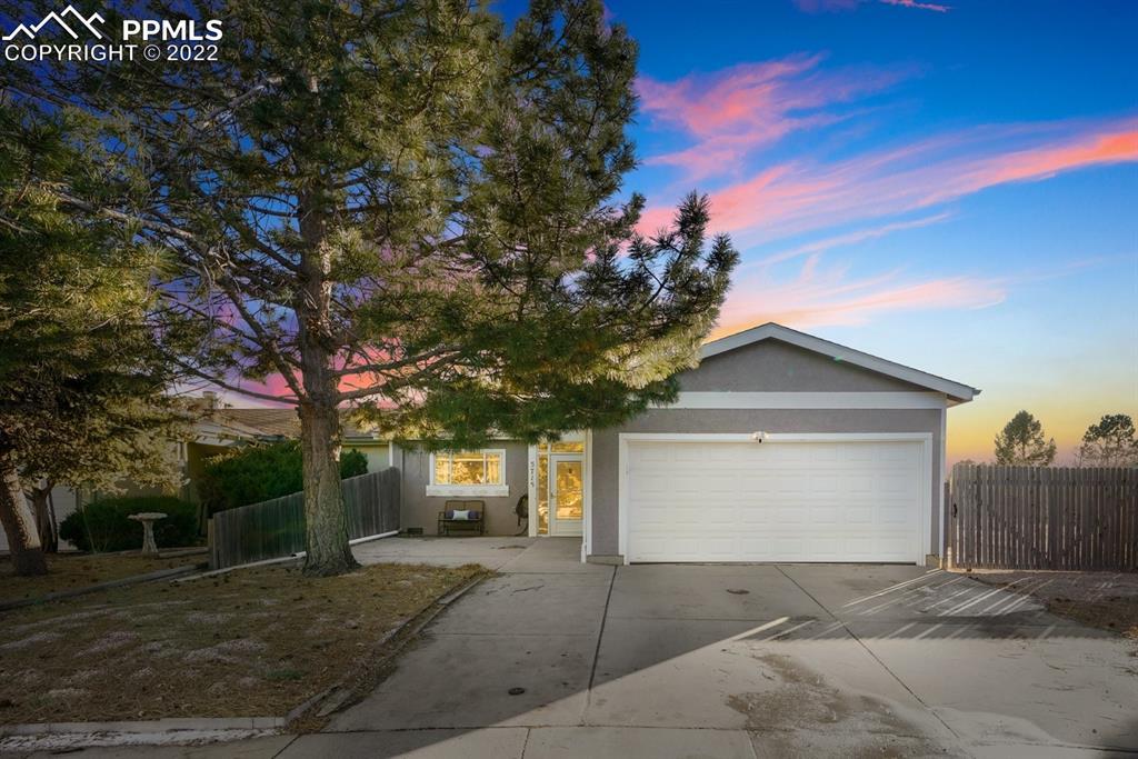 5715 Hermit Pass Dr., Colorado Springs, CO 80917