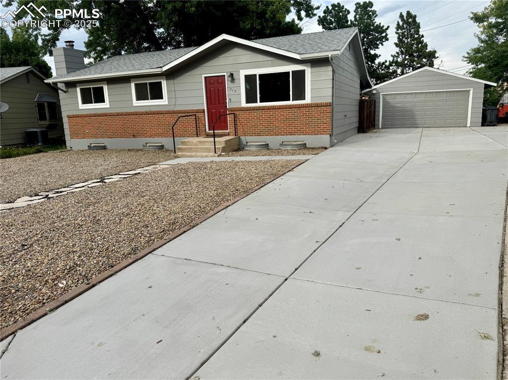 713 Lansing Dr., Colorado Springs, CO 80909