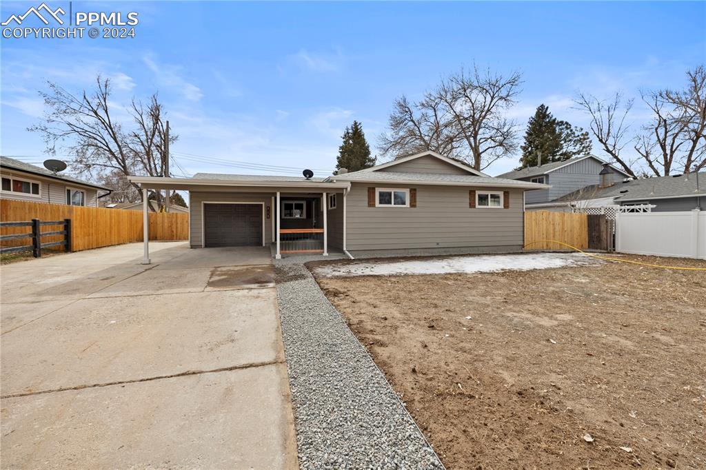 513 Esther Dr., Colorado Springs, CO 80911