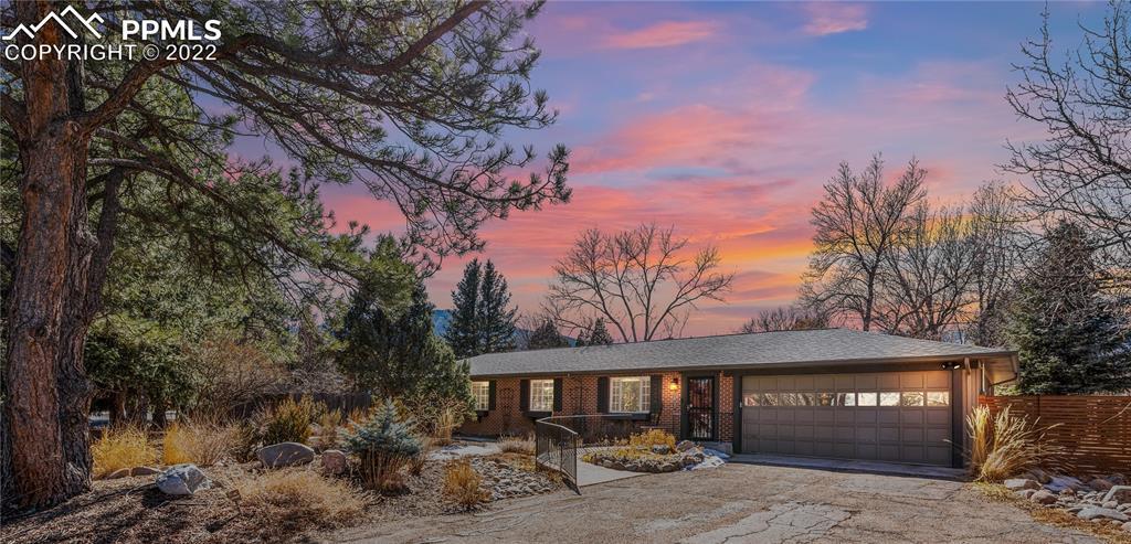 1612 Vista Pl., Colorado Springs, CO 80905