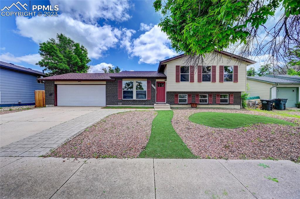 2451 E Payne Cir., Colorado Springs, CO 80916