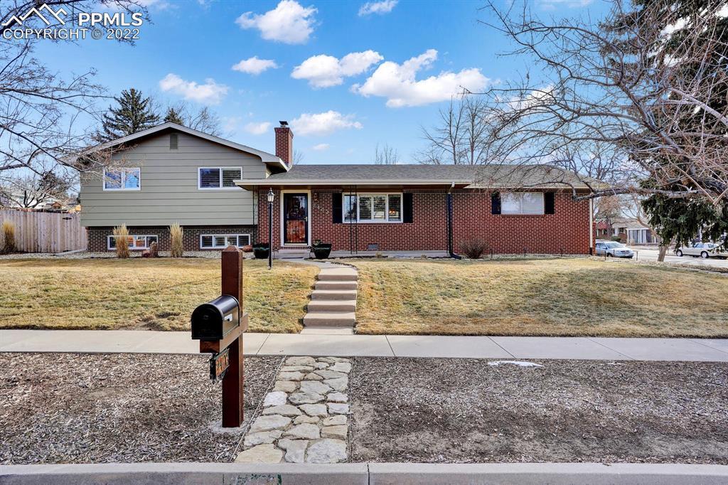 2403 San Carlos Cir., Colorado Springs, CO 80909