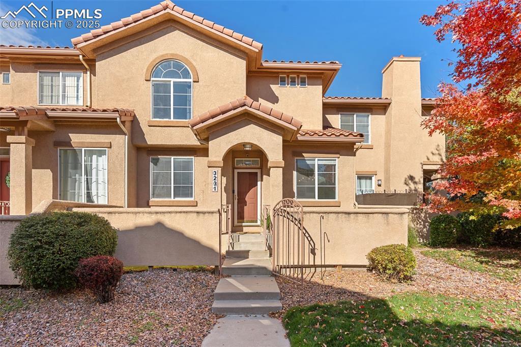 3231 Apogee View, Colorado Springs, CO 80906